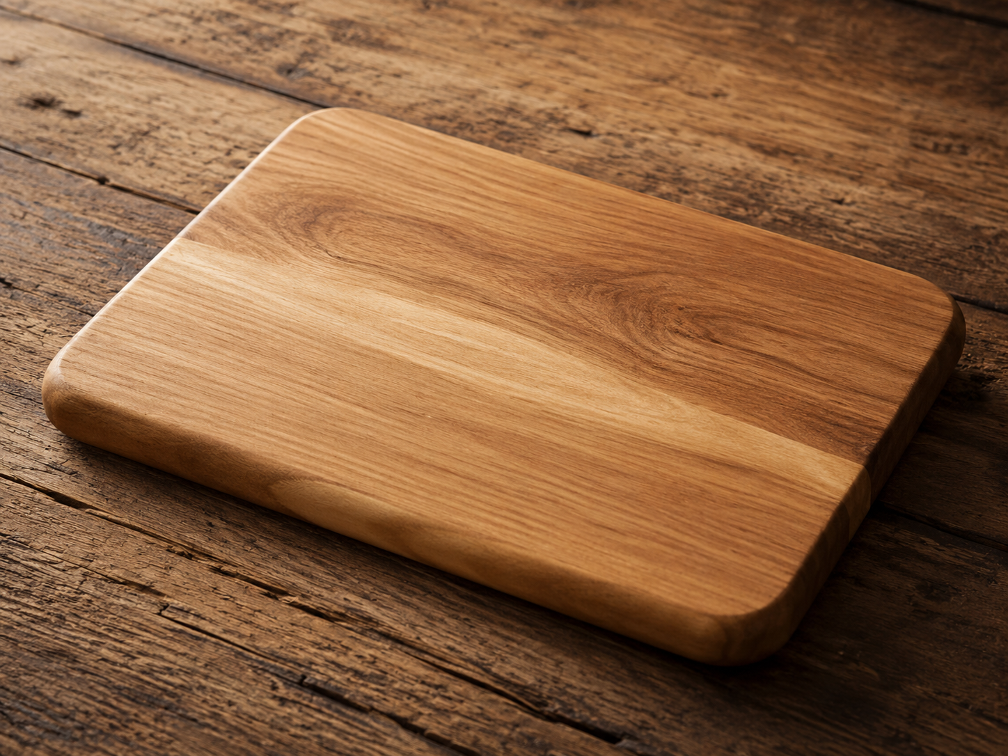 Flat wooden chopping board without a juice groove
